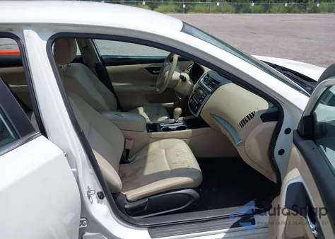 2016 Nissan Altima 2.5 S z USA, uszkodzony, nr VIN 1N4AL3AP6GN321505